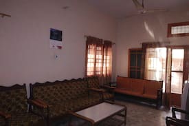 Hyderabad House | Hostel in Hyderabad