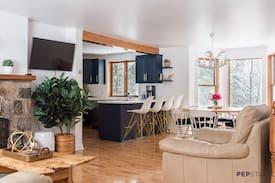 Mont-Tremblant Villa | Stay Beneath The Falls:3 bdrm chalet on the river