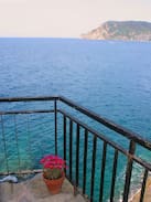 Vernazza Apartment | Stalìn Terrace Bed&Breakfast7