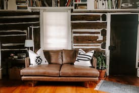 Lititz House | 1700s Log Cabin on Beautiful Hopeland Farm