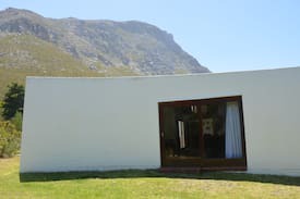 Betty's Bay House | Kreupelhout - Mountain and Beach family holiday