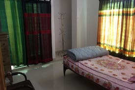 Dhaka Apartment | Private room near Square Hospital, Panthopath
