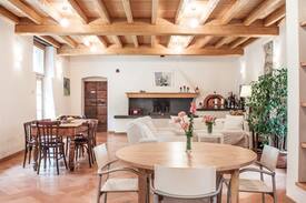 Maggiana Bed & Breakfast | Como Lake-Tower of Barbarossa