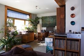Gastown Apartment | Heritage Loft in heart of Gastown