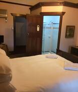 East Kempsey Bed & Breakfast | Room 3 @ Netherby House - Historical Accommodation