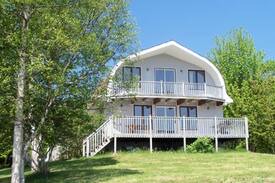 Indian Brook House | **Bata Oceanfront Cottage, Cabot Trail retreat **