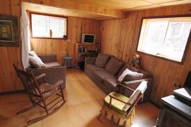 Harrington Cabin | Experience tranquility. Cozy log cabin