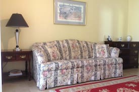 Pembroke Apartment | #"Shibumi" East Apartment
