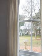Molong House | Coach House, Tilbrook * Beautiful Green Grounds*