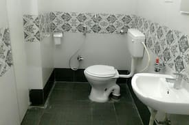 Koramangala Apartment | Clover - CandyBlast