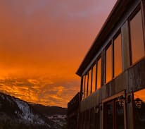 Red Cliff House | Snow Cross Inn House