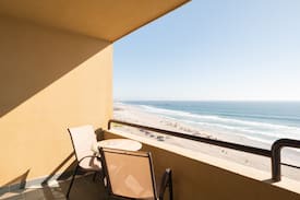 Centro Playas Apartment | La Jolla De Rosarito! 800 Meters to Papas & Beer!
