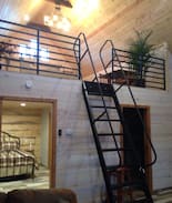 Goldsboro Cabin | Copper Cabin