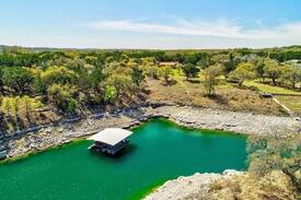 Circle J Ranch Lakeside Cabin | Lake Front Cabin- 2 acres-Near Flat Creek Winery