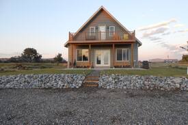 Lucerne House | Riverview Guesthouse