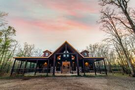 Hochatown Other | Doc Holliday's Lodge: 5 BR, 3 Bath, Sleeps 14