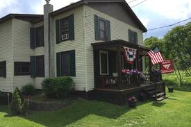 Cooperstown House | The Bliss House-1.5 Miles from Dreams Park