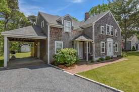Harwich Port House | #708: Spacious, Large Yard, Sunroom, 2 Mins to Earle Road Beach, Walk to Main St