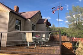 Durango Cabin | Riverhouse Sunshine Cottage