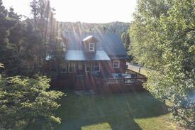 Port Blandford Cabin | Waterfront Home in Port Blandford