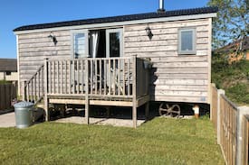 Tyn-y-Gongl Other | Anglesey Benllech shepherds huts, anglesey (Rosie)