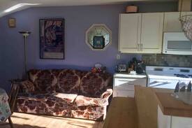 Chemainus House | Quirky Family Home in Sunny Saltair near Chemainus