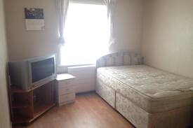 Dewsbury Apartment | 1 bedroom flat ideal for travellers and couples.