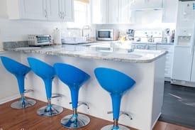 Indian Rocks Beach Apartment | Chillax Inn, Unit B - Indian Rocks Beach, FL, USA