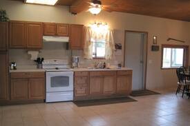 Cayuga Cabin | COZY CABIN on Richland-Chambers Lake