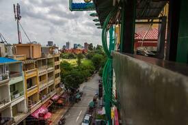 Daun Penh Hostel | Panorama Mekong Hostel and Restaurant