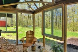 Ottawa Division House | PARTY RESTRICTED Cozy Large cl Petrie Island beach