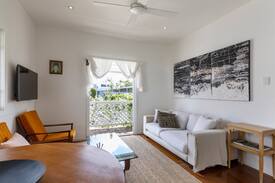 Noosaville Cabin | Noosa River Cottage