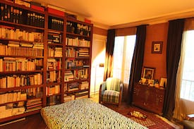 Quartier de la Salpetriere Apartment | B&B, Gay Life Style for Men. Paris