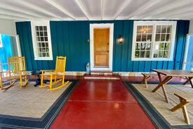 Clayton House | Sunshine Cottage (close to downtown Clayton, GA)