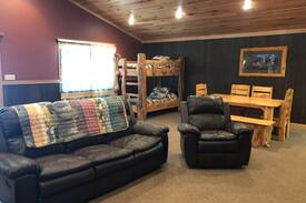 Fountain City Cabin | The Flyway Lodge - Fountain City, WI