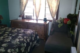 Dunlap Other | Cyndi's Snowline Lodge Rm3