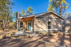 Prescott House | Juniper Cottage at Pine Acres