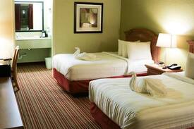 Mattoon Other | Suite Dreams Hotel