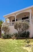 Island Harbour Villa | Villa Elegante Overlooking the Ocean