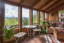 Enumclaw House | Hill House Retreat
