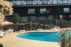 SeaTac Apartment | Seatac/Travelers Crash pad Room 1