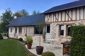 Bonneville-la-Louvet House | Le pressoir du prieuré