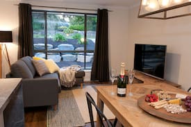 Mount Barker House | Orange Door Accommodation Mt Barker Adelaide Hills