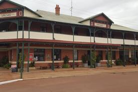 Nungarin Hotel | The Woolshed Hotel Nungarin