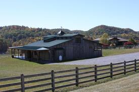 Abingdon Villa | Eagle Crest Lodge