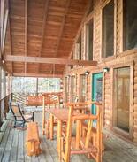 Slade Cabin | Beary Nice