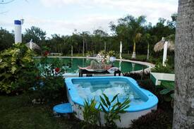 Chetumal Cabin | Rancho Bakea