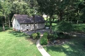 Greer Apartment | The Eaves - Greer Home with a View