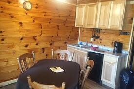 Pittsburg Other | Cozy Log-style Buck Rub Lodge #2