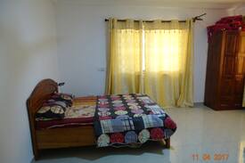 Elmina House | Icons Inn